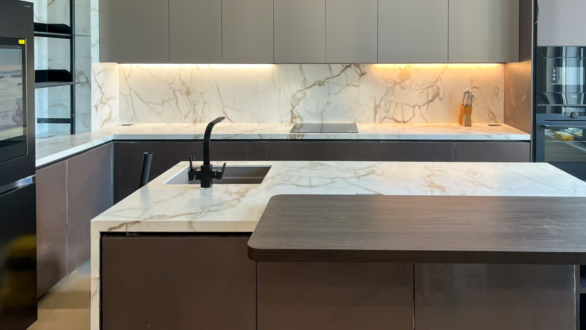 Керамика Sapienstone Calacatta Macchia Vecchia